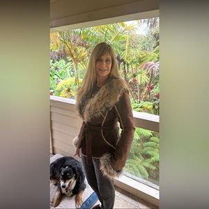 Wilson’s Leather suede jacket with faux fur. Small